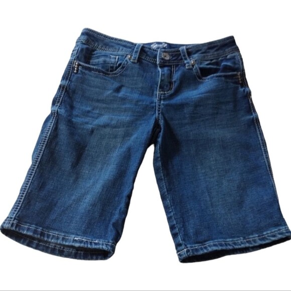 Seven7 Bermuda Blue Jean Shorts Size 4! - Picture 6 of 14
